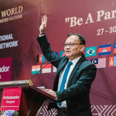 Speakers awmun Sukmo Yuwono